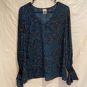 Cabi bell sleeve v neck blouse
